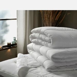 IKEA White Comforter Set